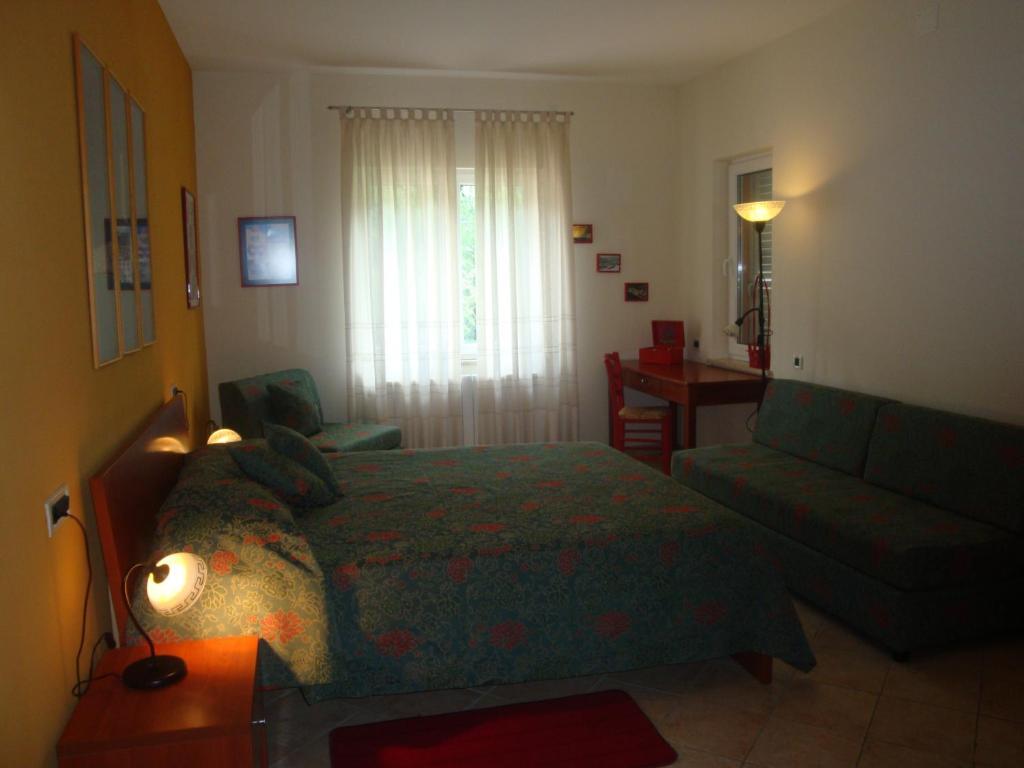 Apartments Mogorovic Mošćenička Draga Oda fotoğraf